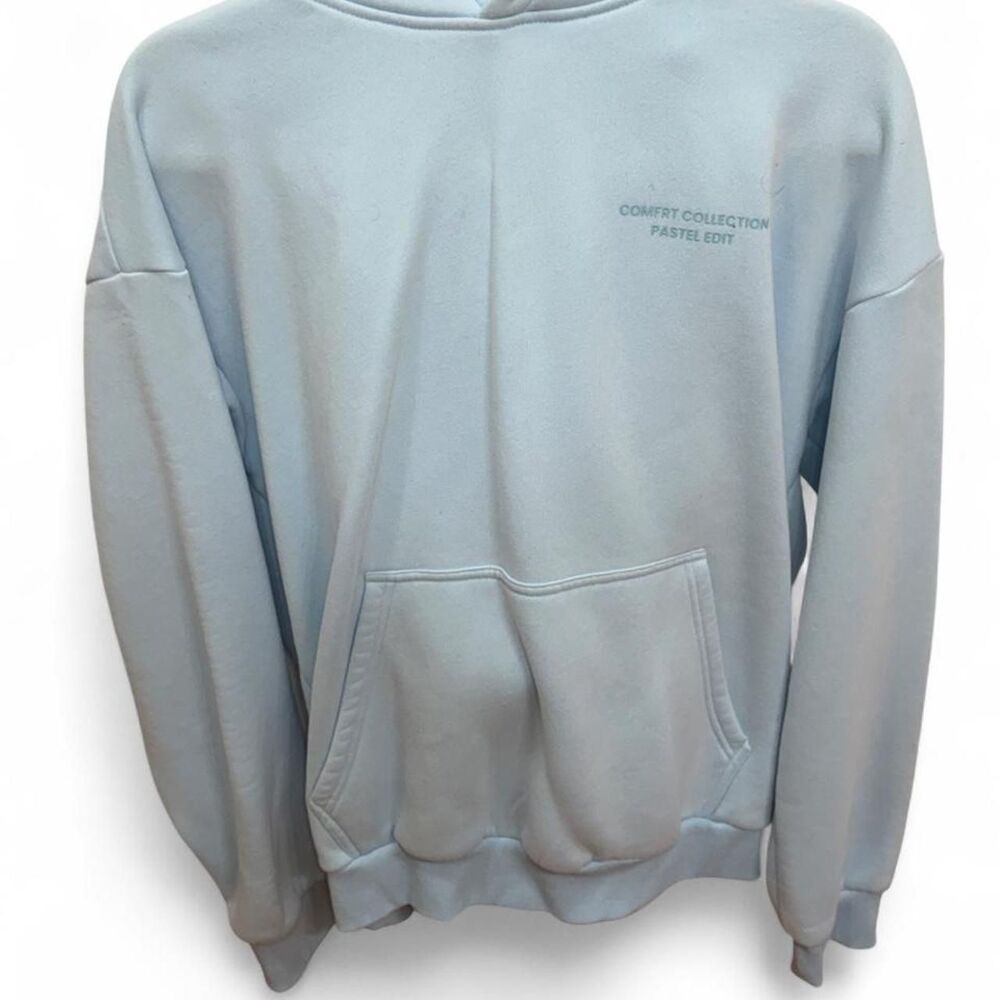 Comfrt Women's Blue hoodie and sweatshirt - Picture 3 of 8